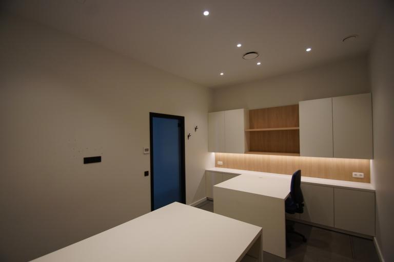 Activo_Kantoren_met_showroom_Jabbeke_26_041_41947.JPG