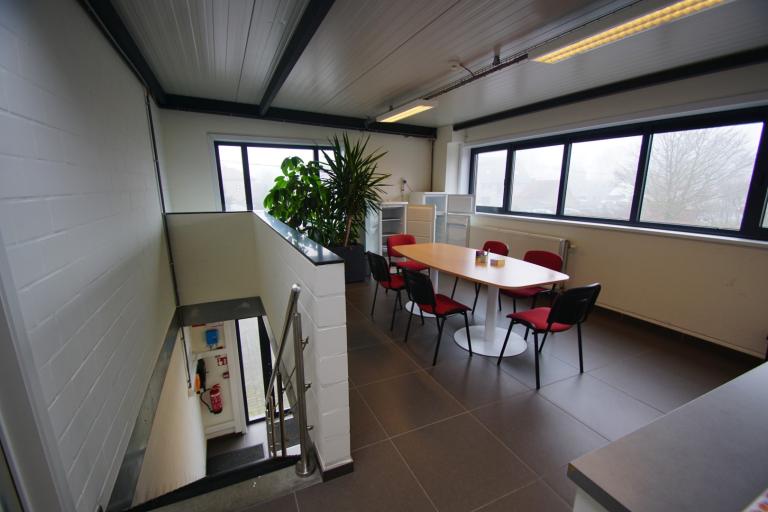 Activo_Magazijn_met_kantoren_Ertvelde_24_083_40247.jpeg