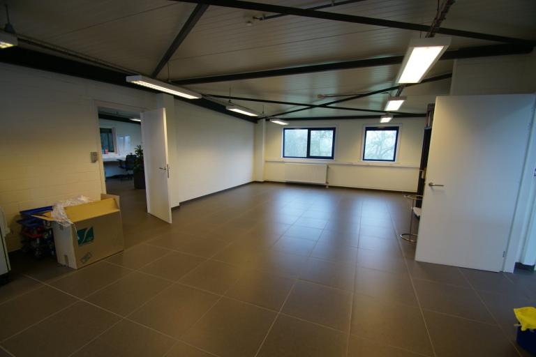 Activo_Magazijn_met_kantoren_Ertvelde_24_083_40249.jpeg
